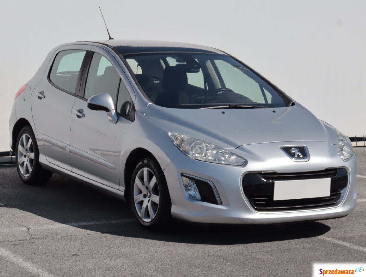 Peugeot 308 2011