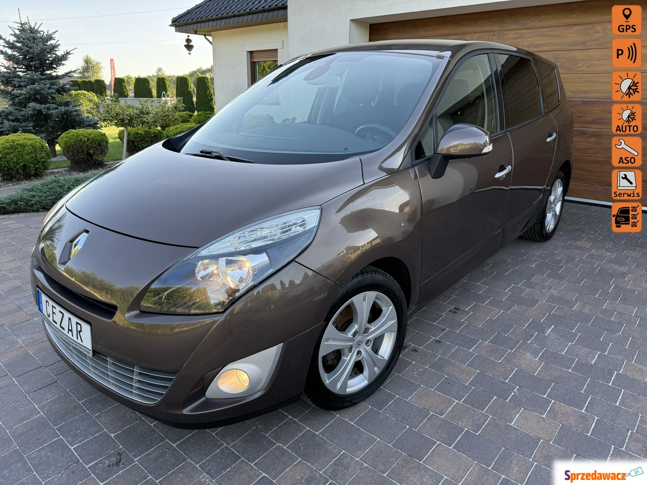 Renault Grand Scenic 2011