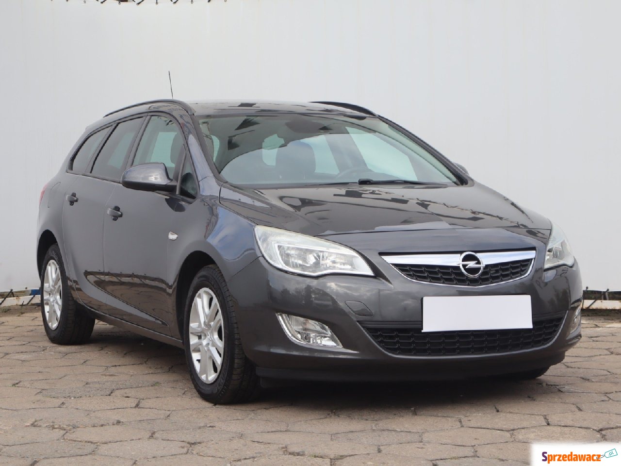 Opel Astra 2012