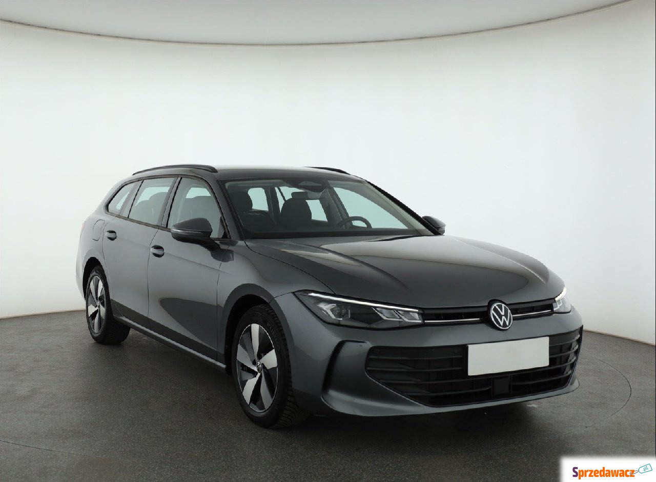 Volkswagen Passat 2024