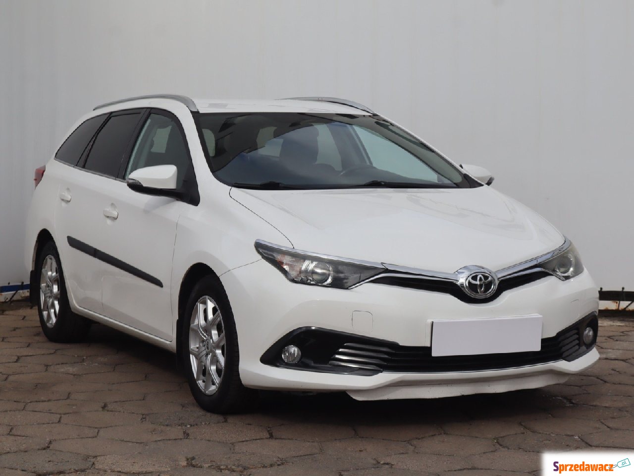Toyota Auris 2016