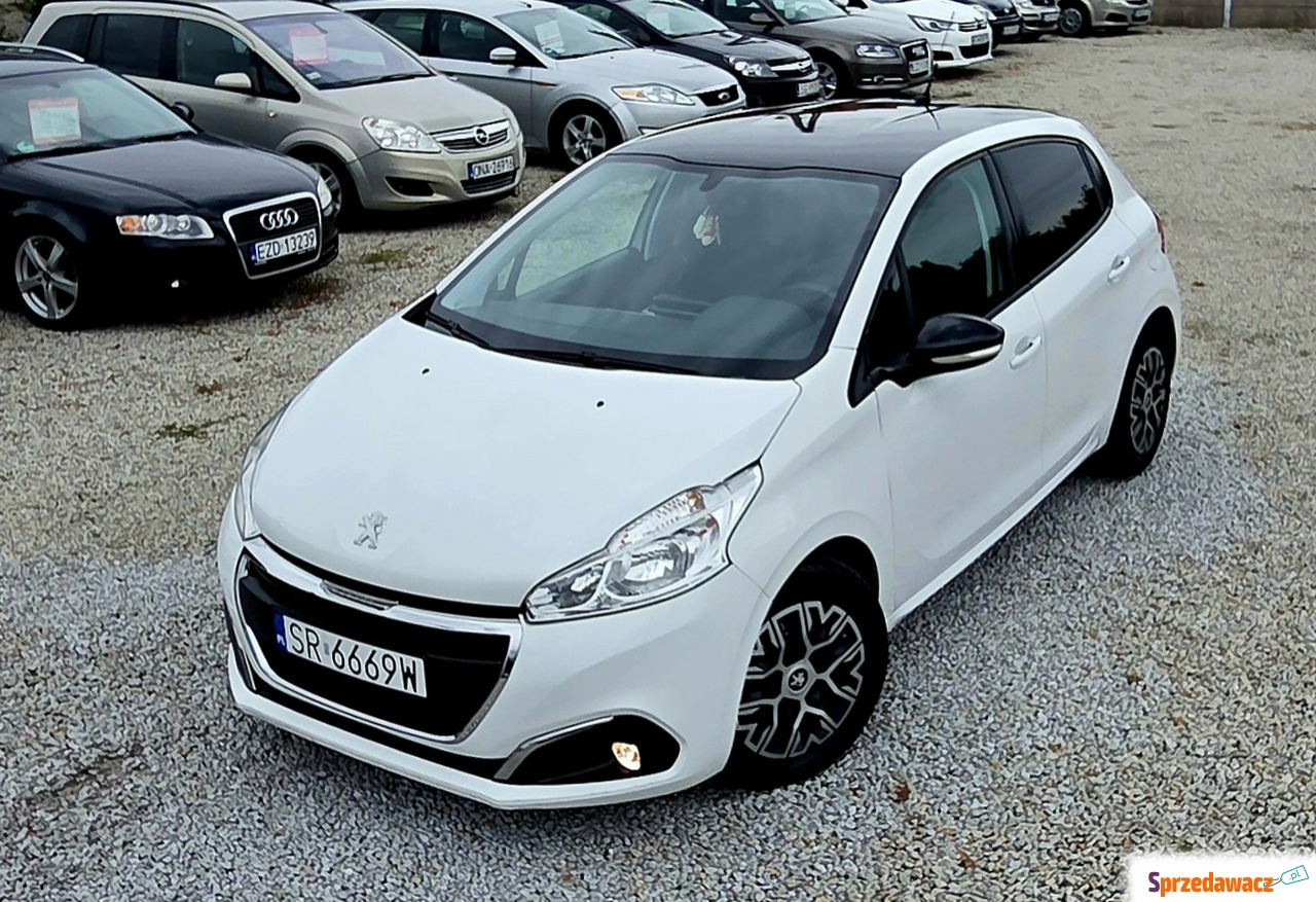 Peugeot 208 2016