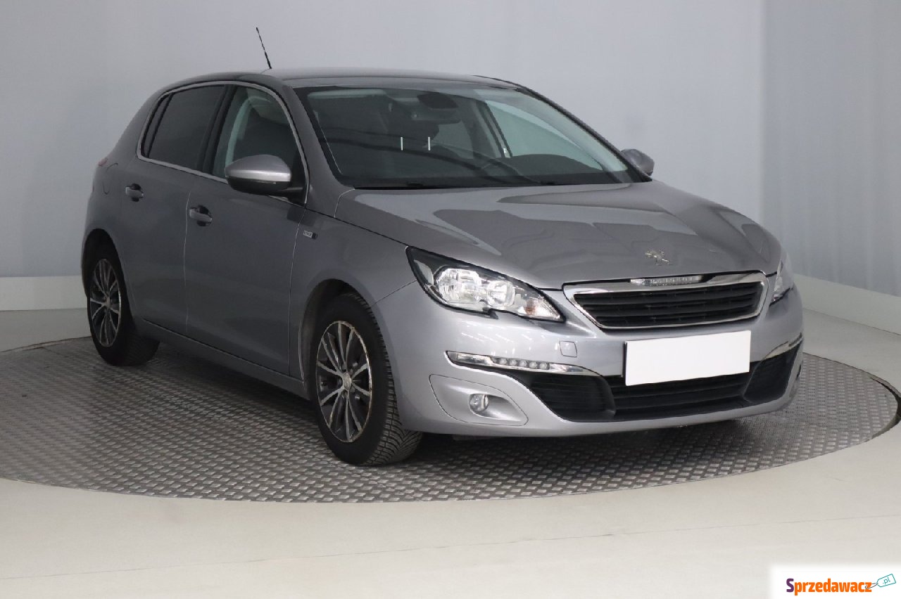 Peugeot 308 2015